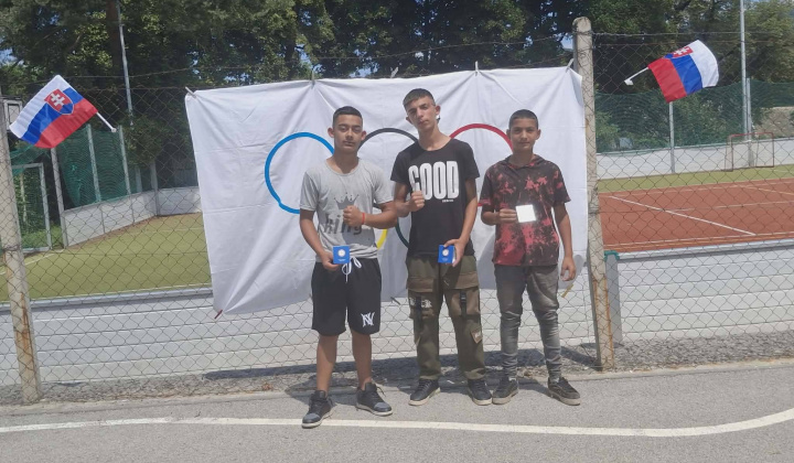 Akcie / Olympijský deň  - foto