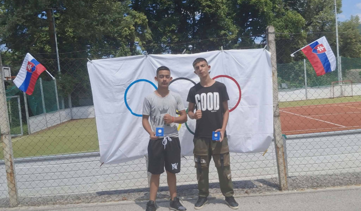 Akcie / Olympijský deň  - foto