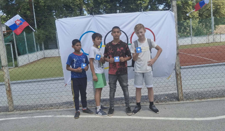 Akcie / Olympijský deň  - foto