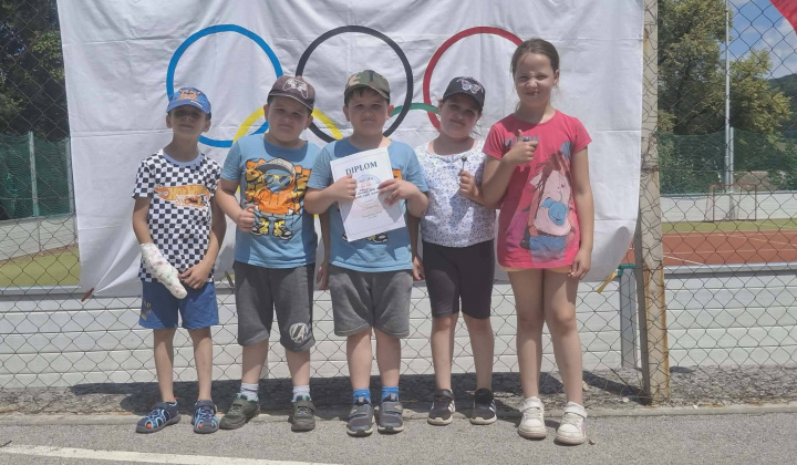 Akcie / Olympijský deň  - foto