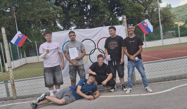 Akcie / Olympijský deň  - foto