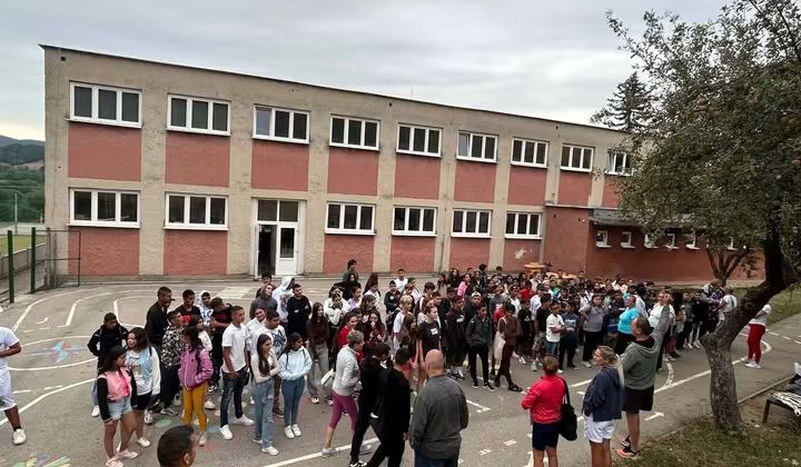 Akcie / Účelové cvičenie žiakov 2. stupňa - foto