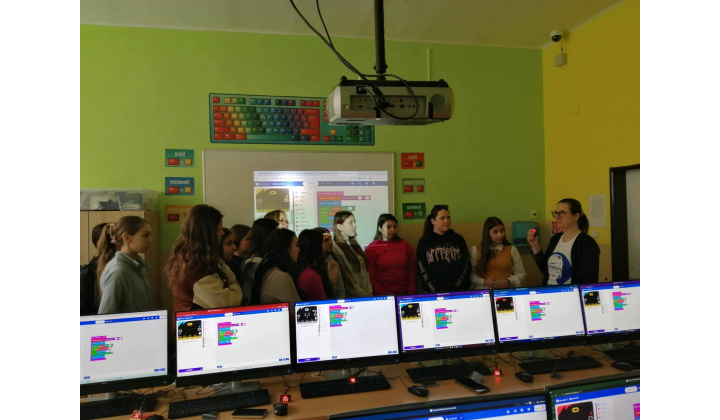 Keď dievčatá programujú 